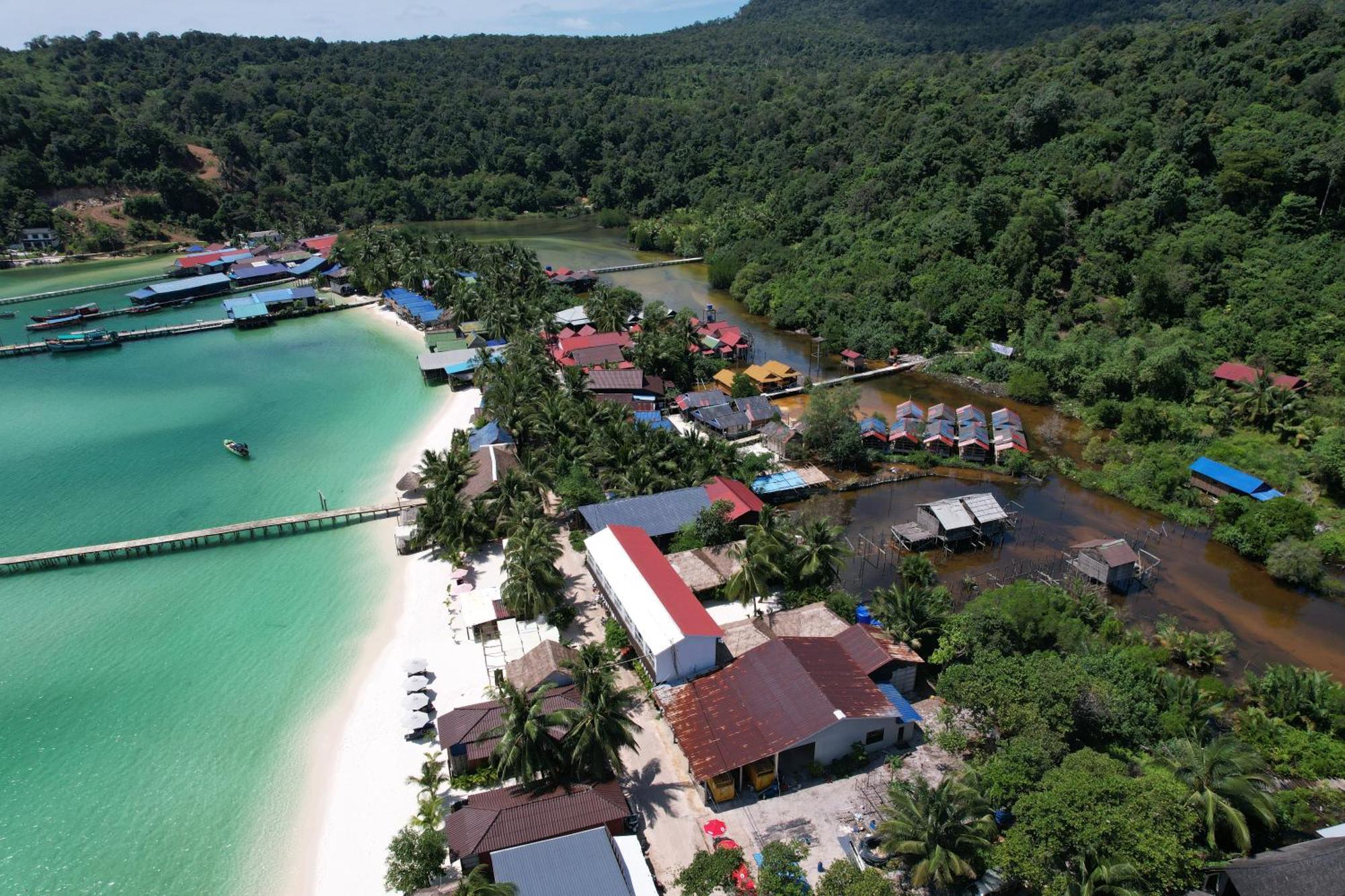 Golden Beach Resort Sok San Village Exteriér fotografie